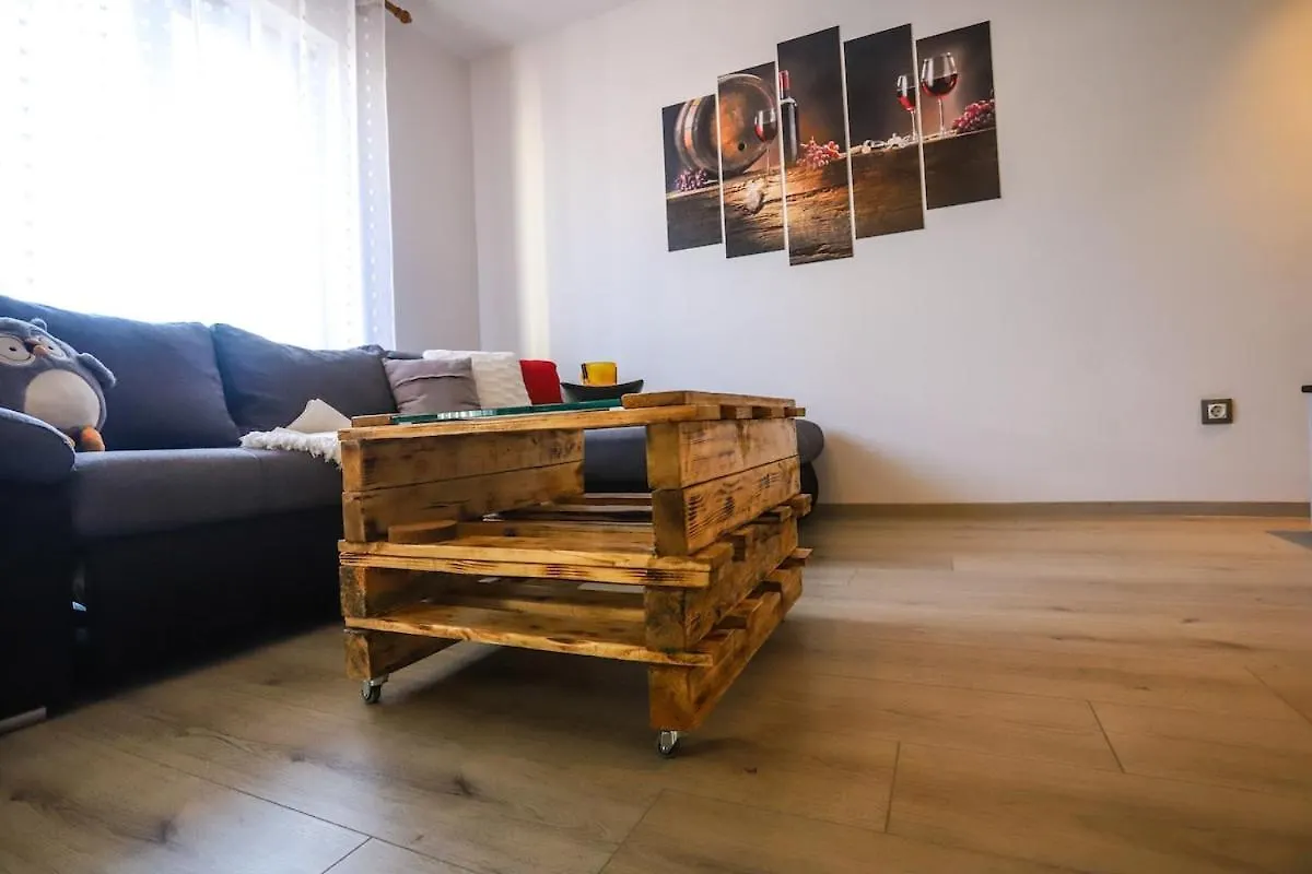 Apartamento Apartman Sani Rosini Croácia
