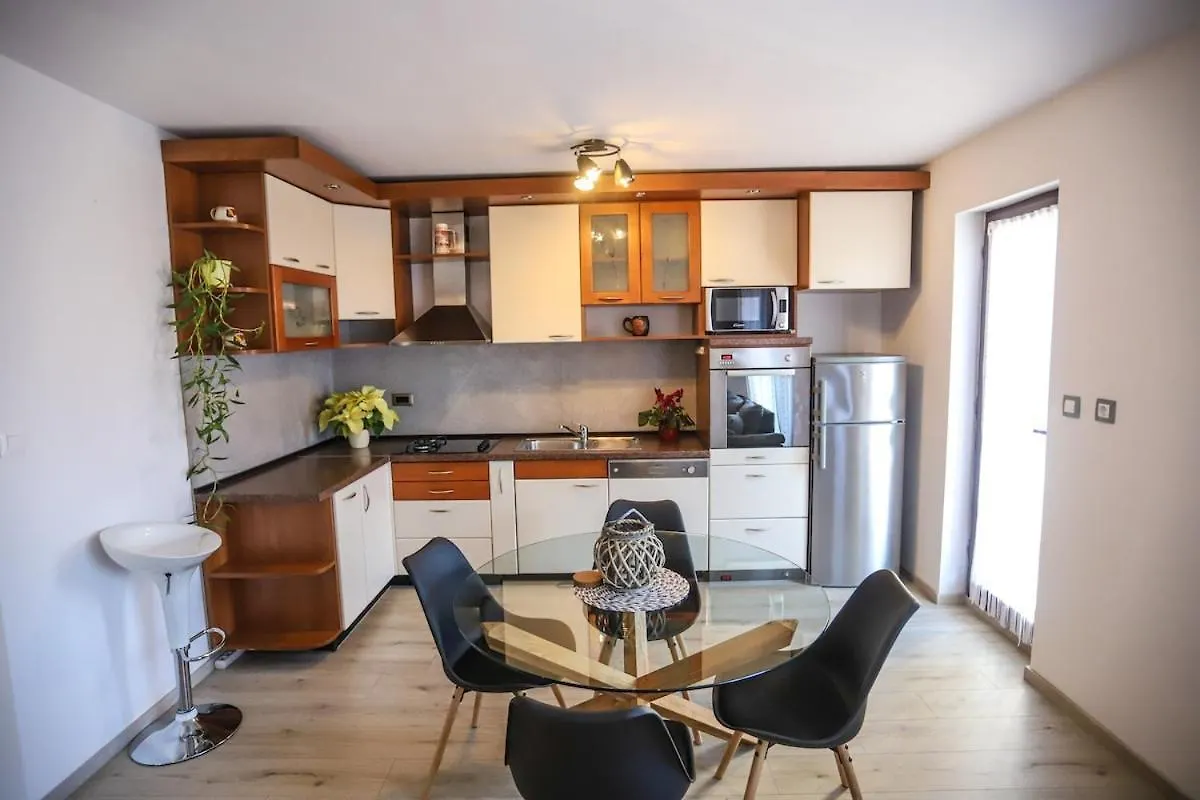 Apartamento Apartman Sani Rosini Croácia